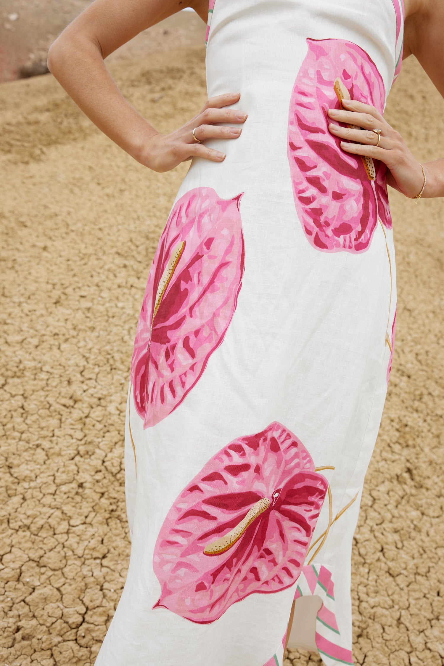MAEVE DRESS IN ANTIQUE ARISA ANTHURIUM