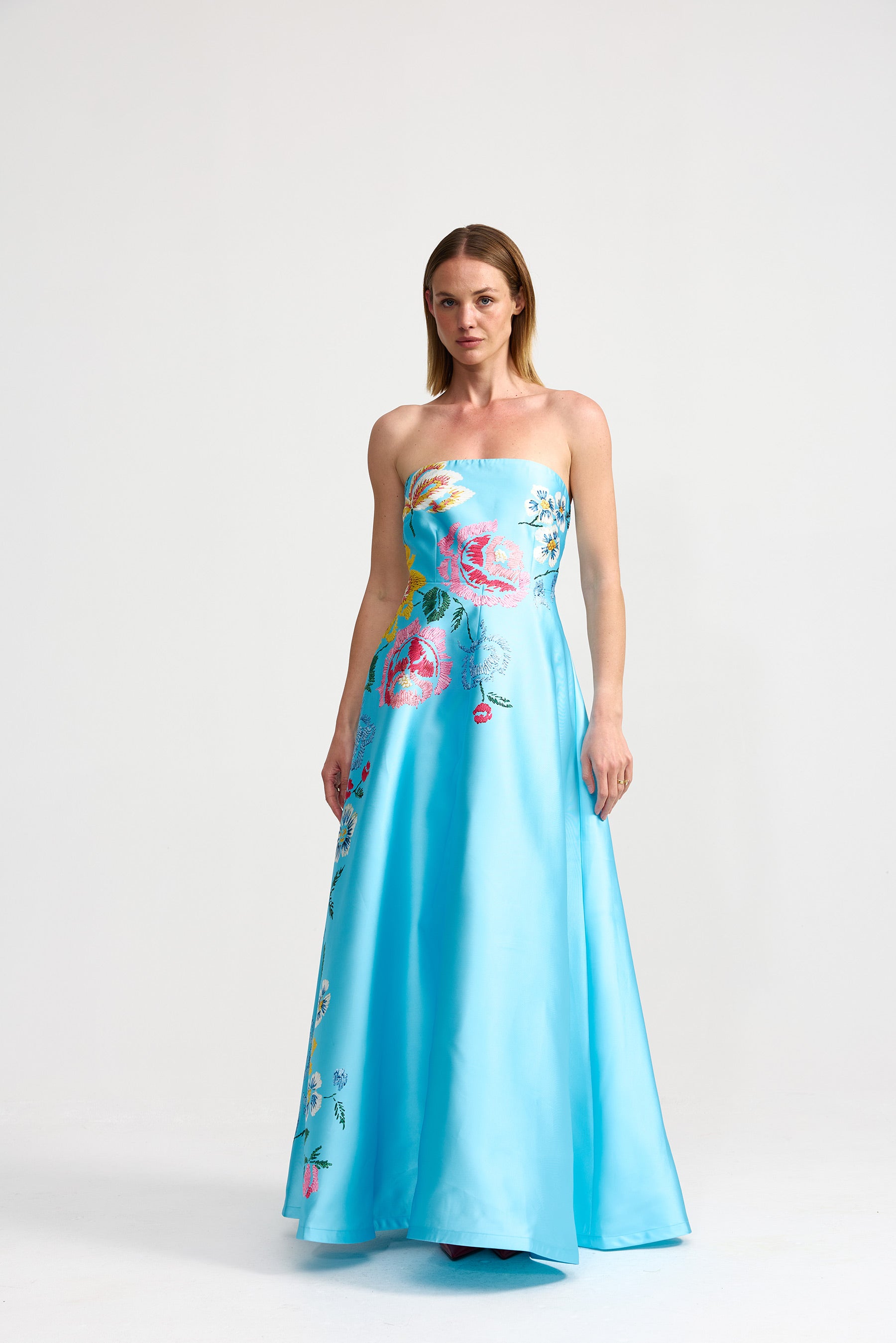 AUDREY GOWN CARIBBEAN BOUQUET Aston Studio AUDREY GOWN CARIBBEAN BOUQUET Aston Studio