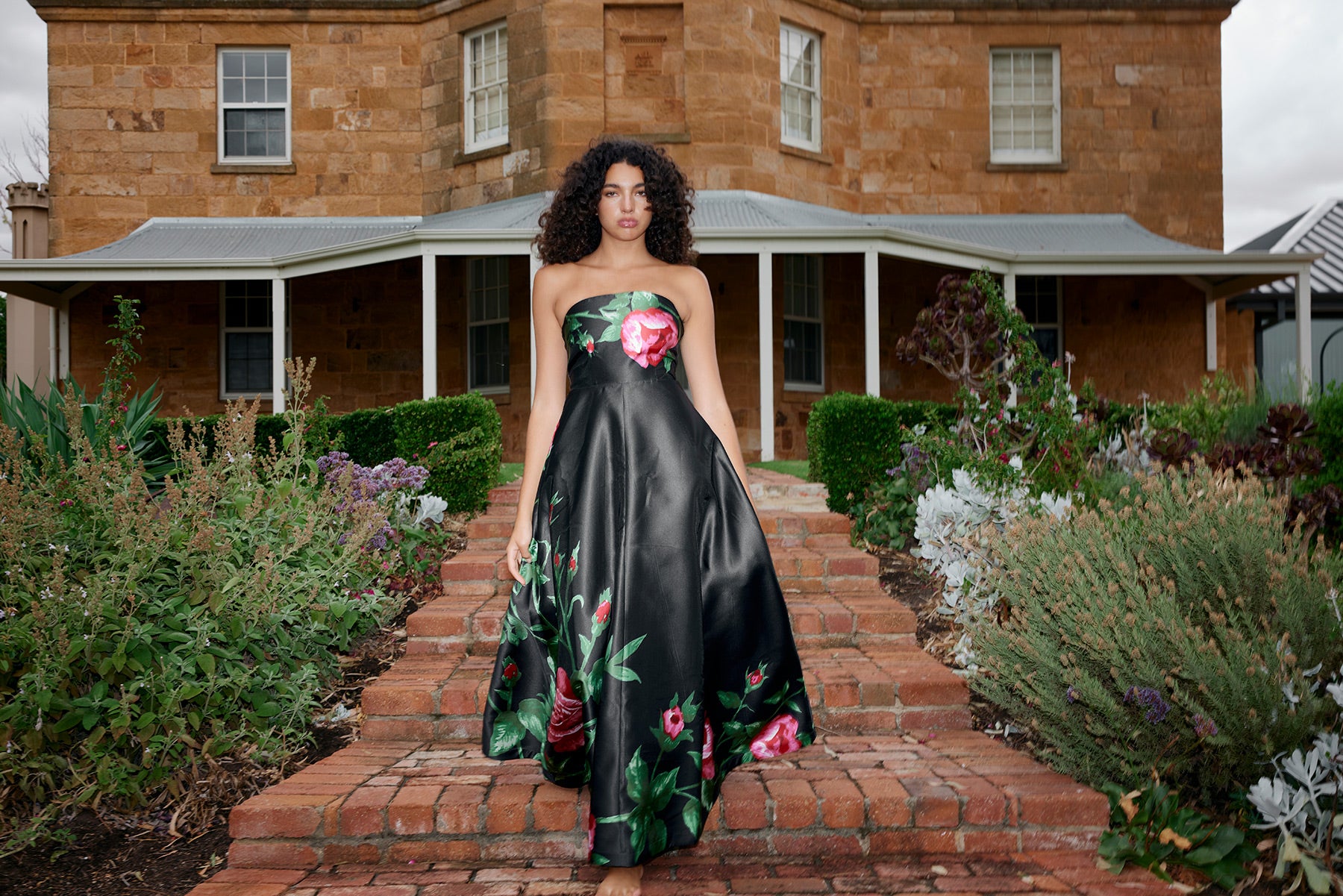 AS22514_AUDREY_GOWN_MIDNGHT_ROSE6.jpg