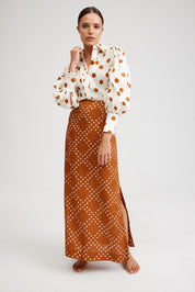 NOLA SHIRT IN MILK/CIGAR DOT