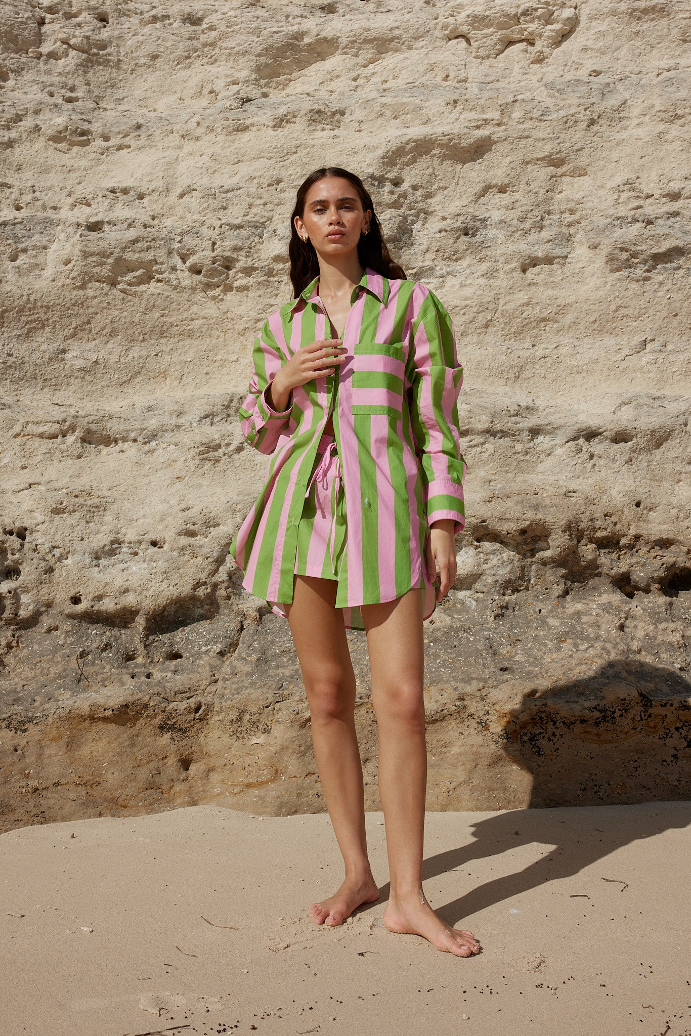 BUDDY SHIRT IN SEAGRASS/SALMON STRIPE