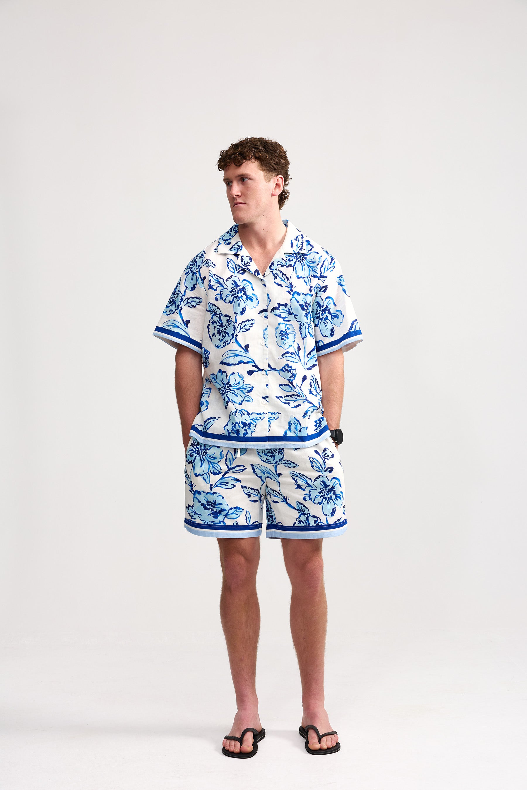 SCOTTIE SHORT ANTIQUE PEONY