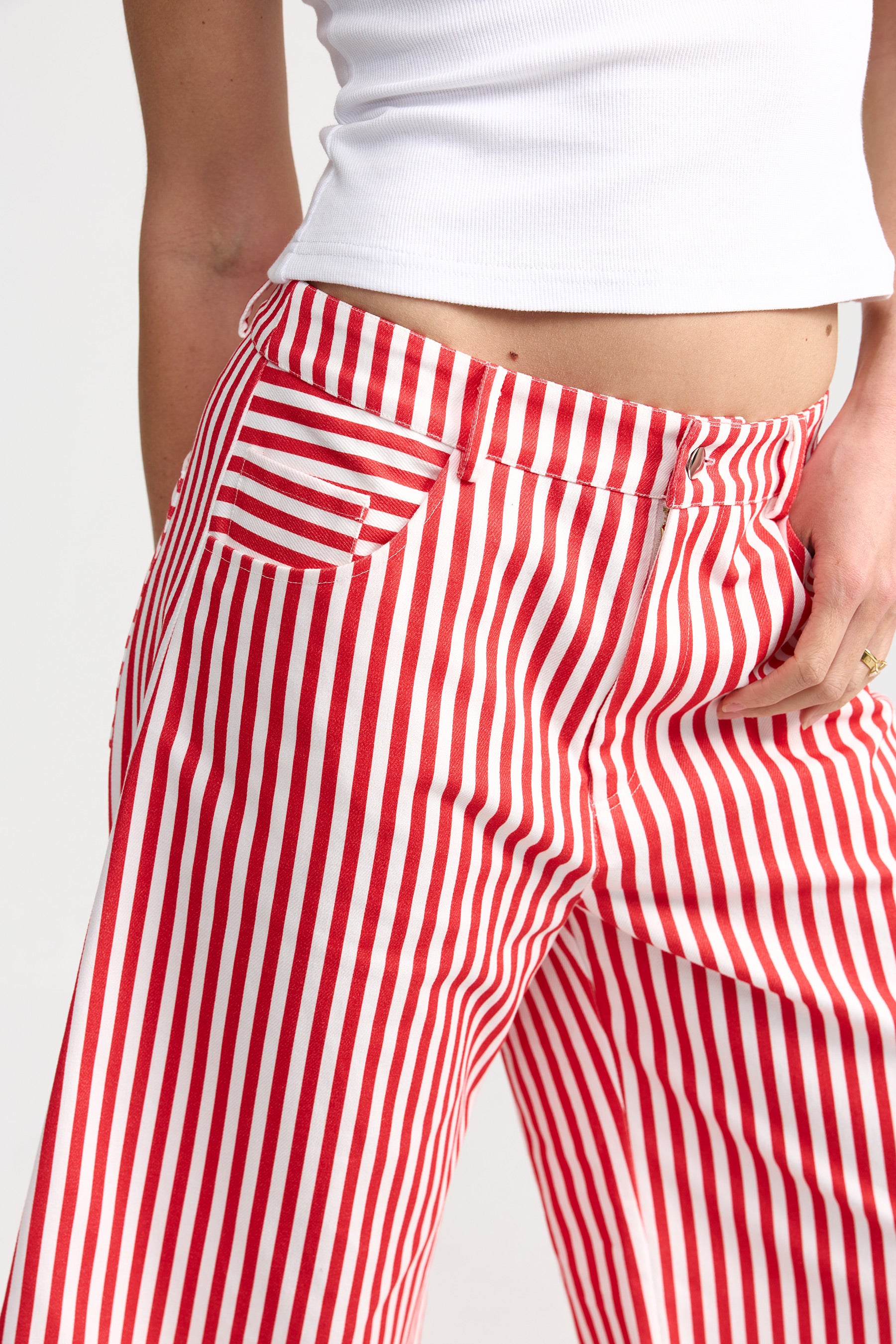KENNEDY DENIM SHORT RUBY ANTIQUE STRIPE