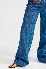 HARLOW JEAN DENIM PEONY