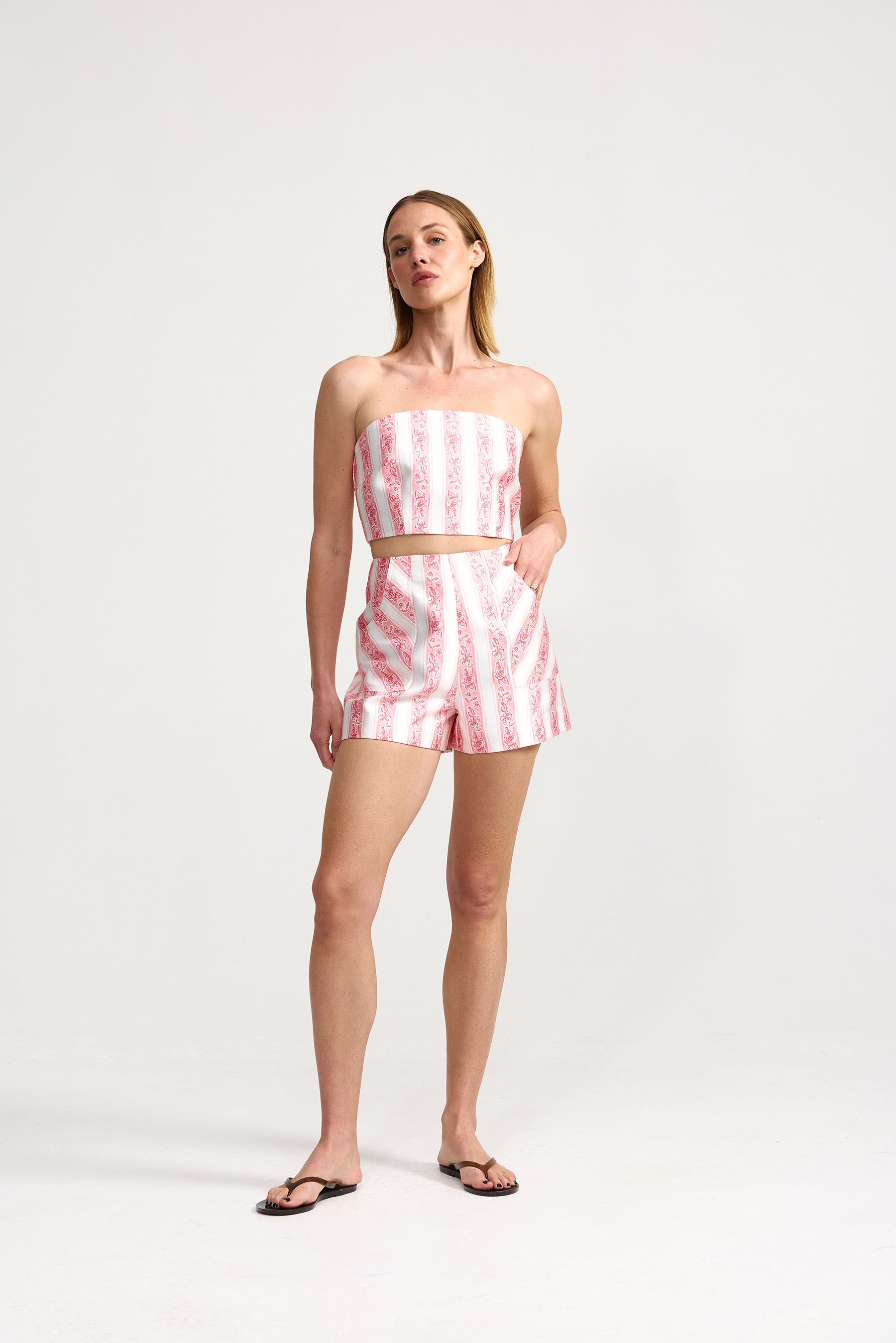 AS126160_ROMEE_SHORT_PEONY_STRIPE_1.jpg