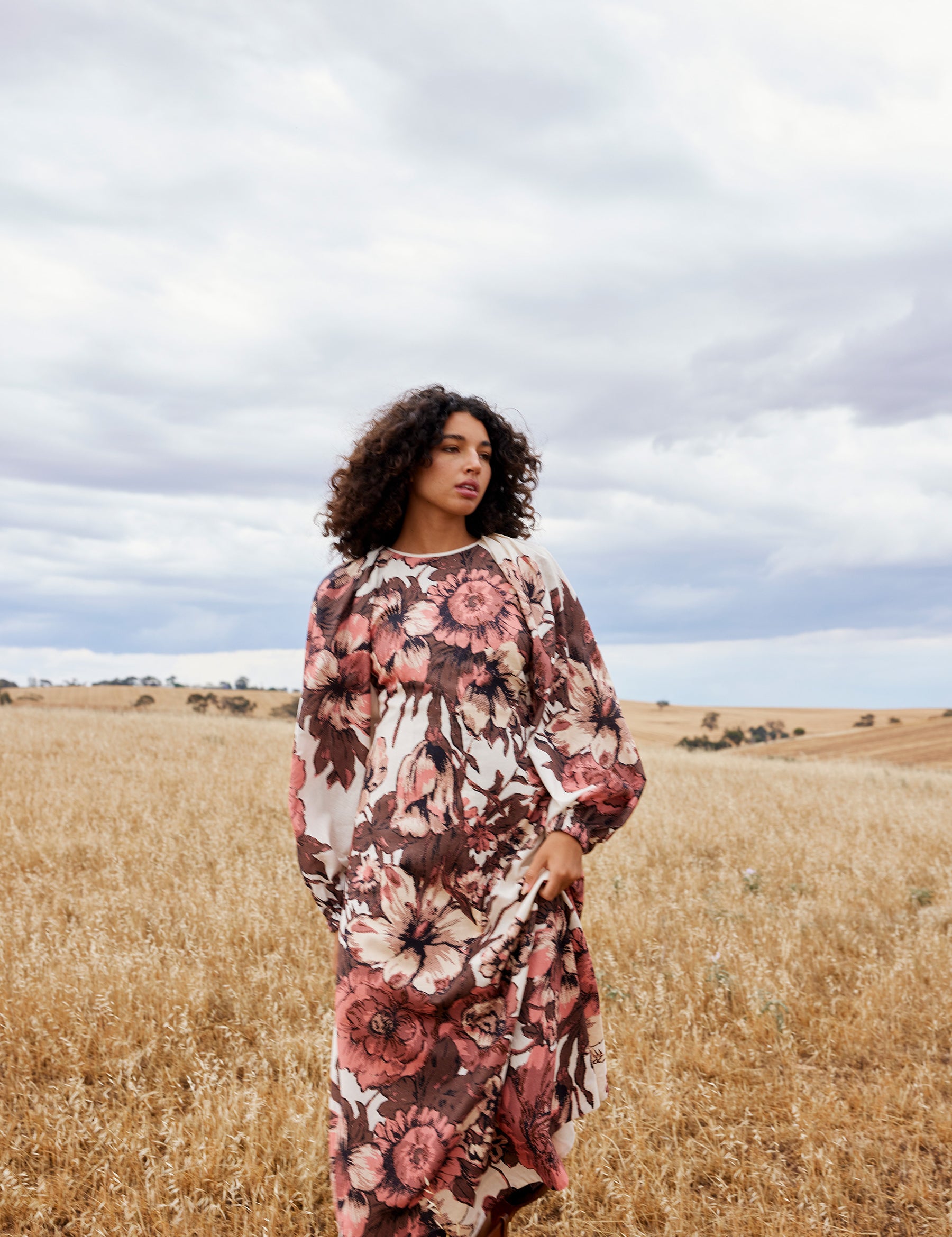 AS22560VINCEDRESSVINTAGEROSE1.jpg