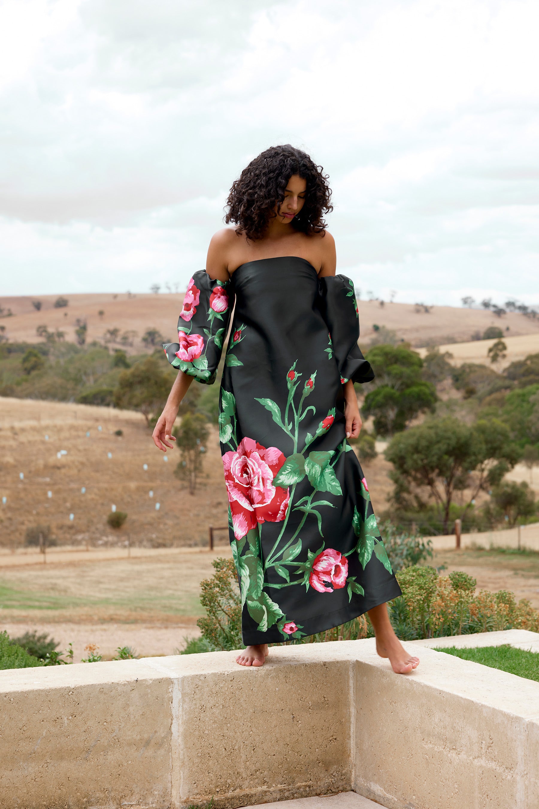AS22570_ABIGAIL_DRESS_MIDNIGHT_ROSE2_841ffe10-c4ee-4e16-811a-990b2a485dd1.jpg