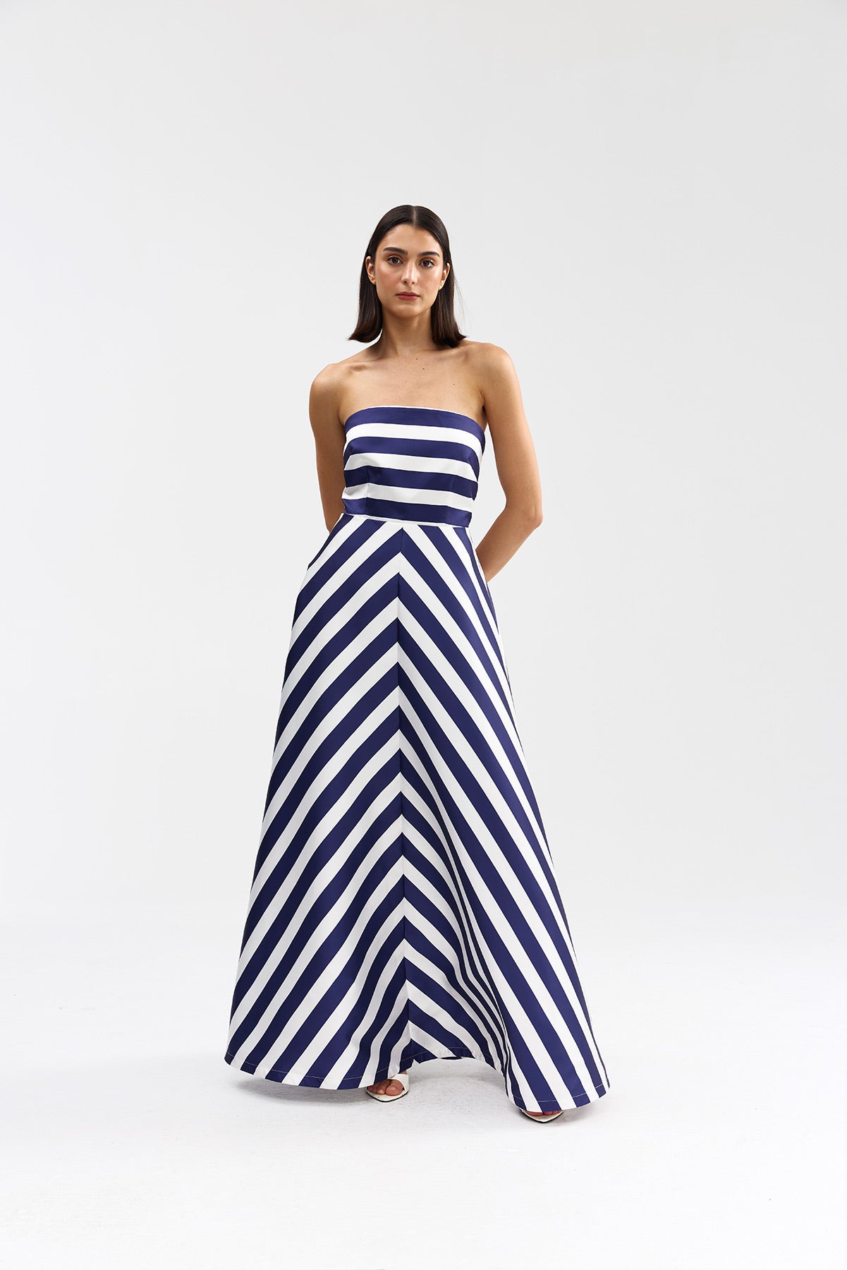 AS22620B_AUDREY_GOWN_ROYAL_STRIPE_1.jpg