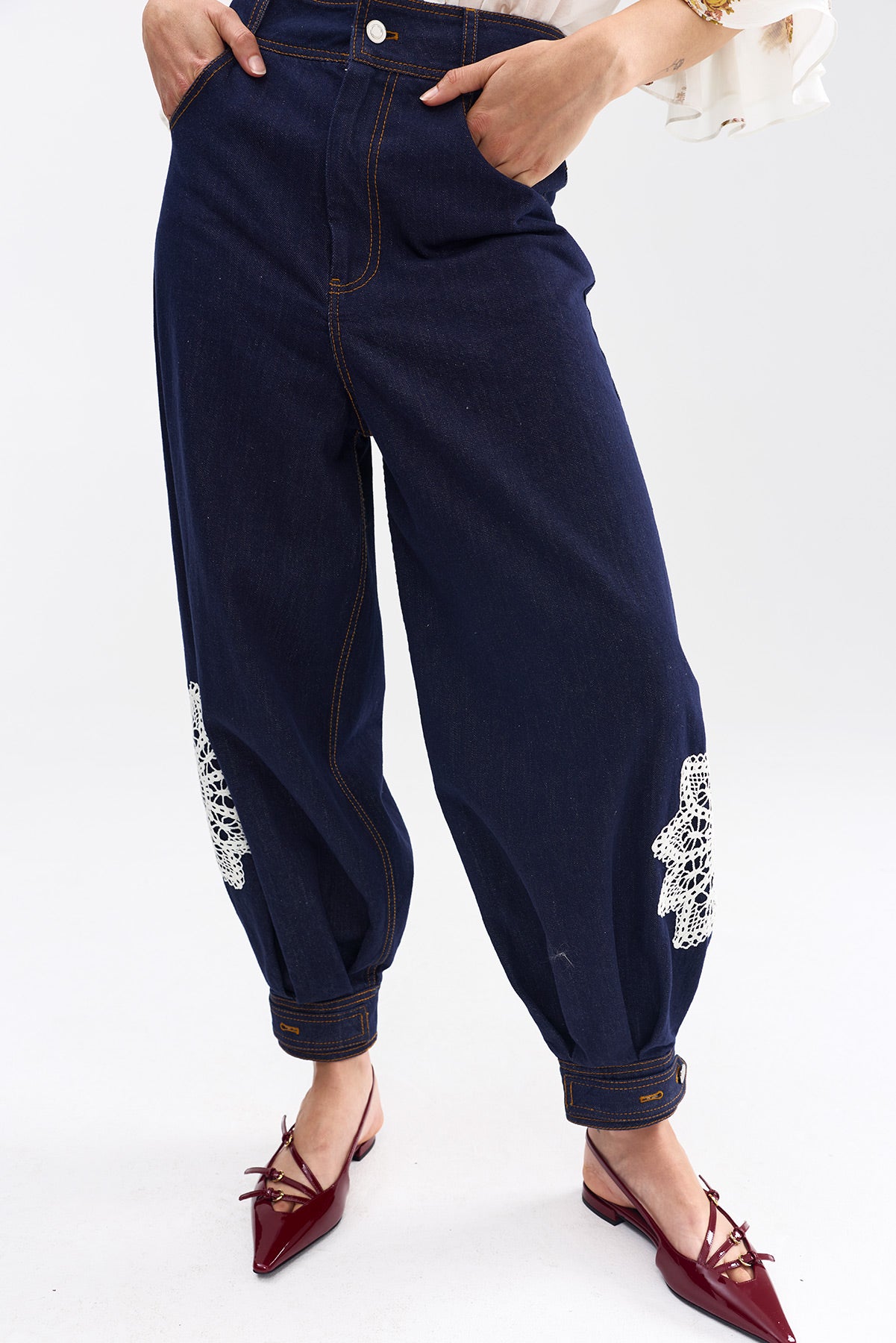 AS22663_BOWIE_JEAN_INDIGO_DENIM_LACE_1.jpg