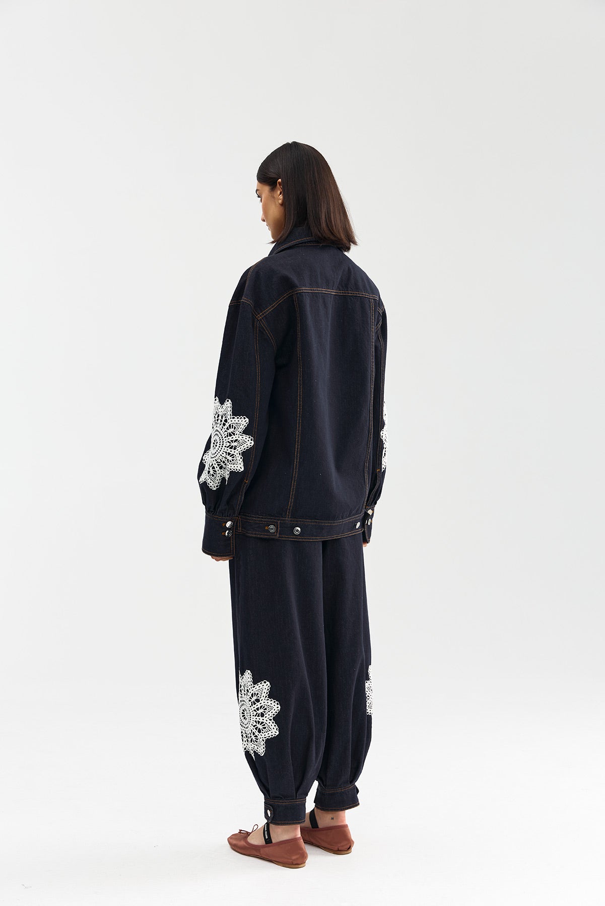 BOWIE JEAN INDIGO DENIM LACE
