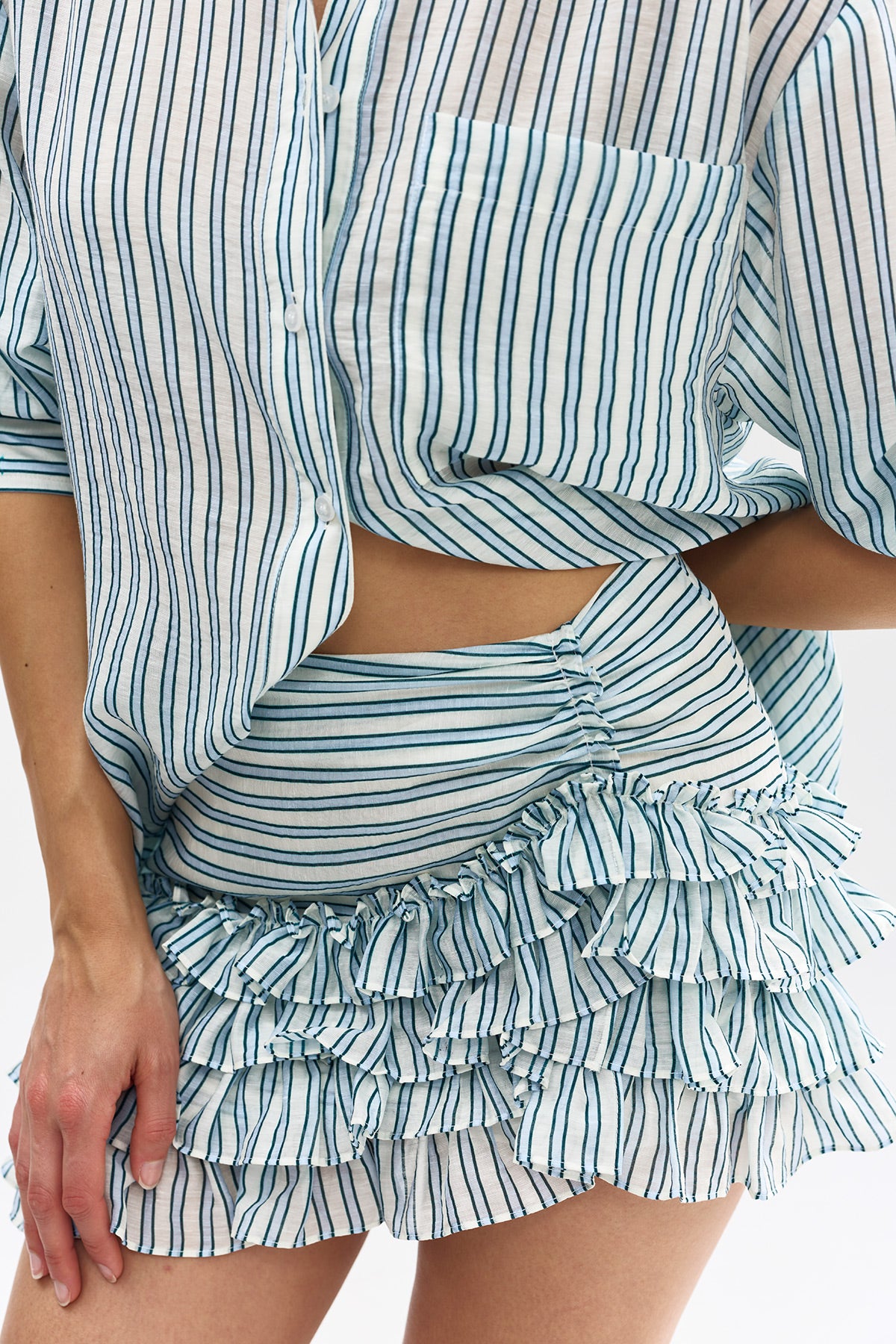 AS22686_NOAH_SKIRT_POWDER_ANTIQUE_STRIPE_3.jpg