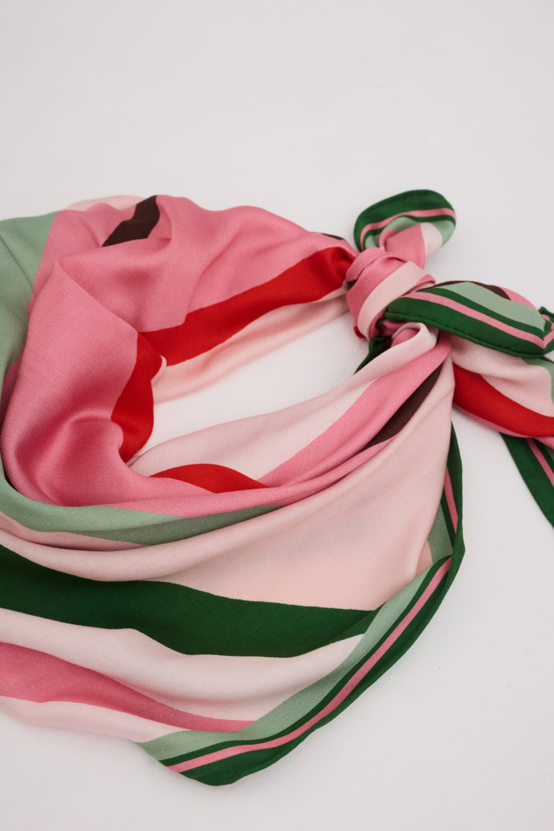 AS32696C_GIA_SCARF_1jpg.jpg