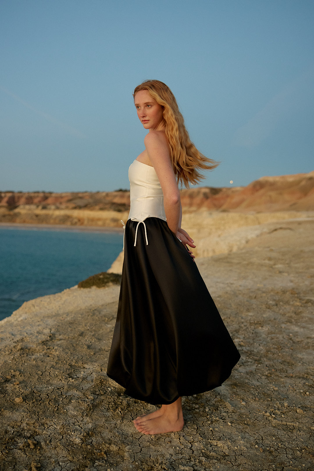 MARGUERITE GOWN NERO ANTIQUE - PRE ORDER