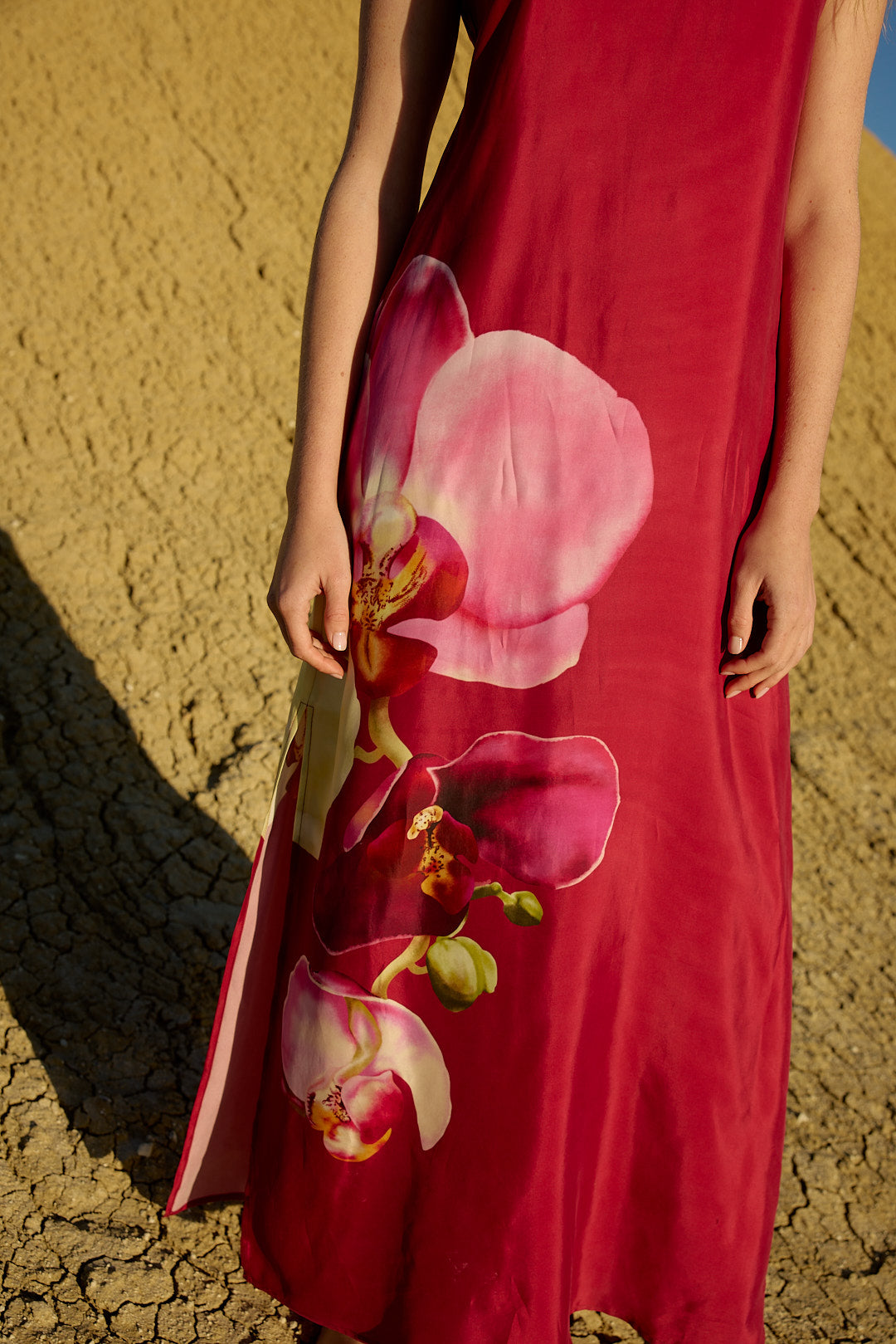 POPPY DRESS REDCURRANT PHALAE Aston Studio POPPY DRESS REDCURRANT PHALAE Aston Studio