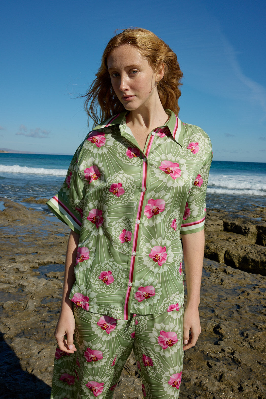 BENI SHIRT MEADOW PHALAE
