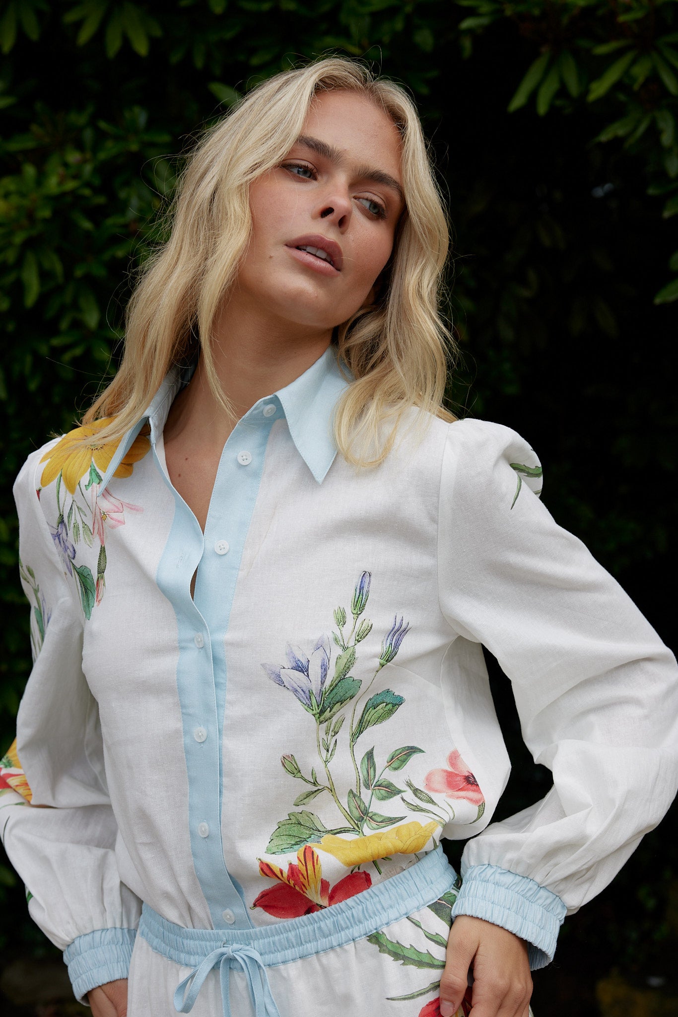 RAFFERTY BLOUSE IN WHISPER FLEUR